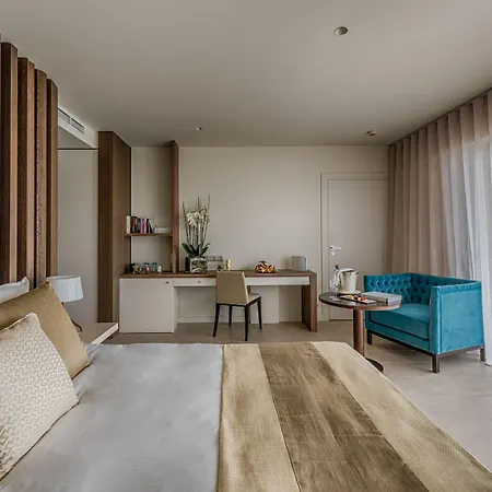 Cap D'antibes Отель