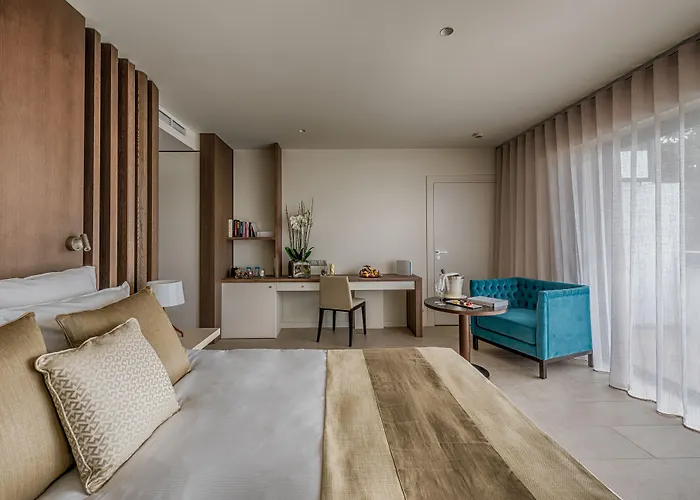 Cap D'antibes Готель